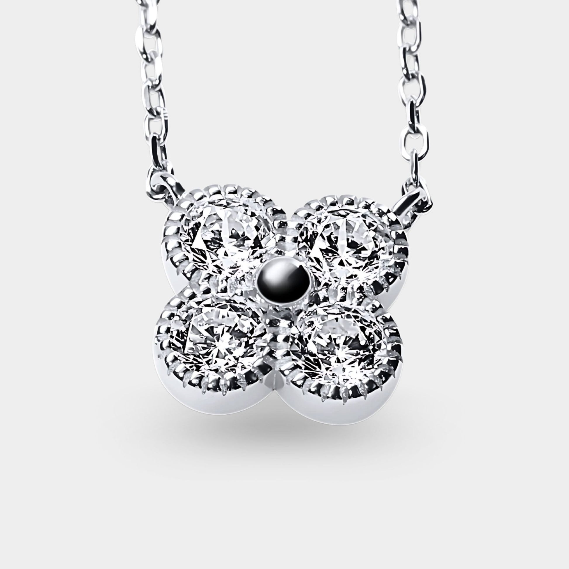 Vier Clover Pendant Necklace